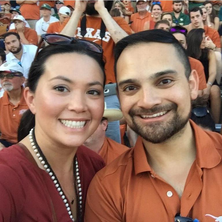 Hook 'Em!