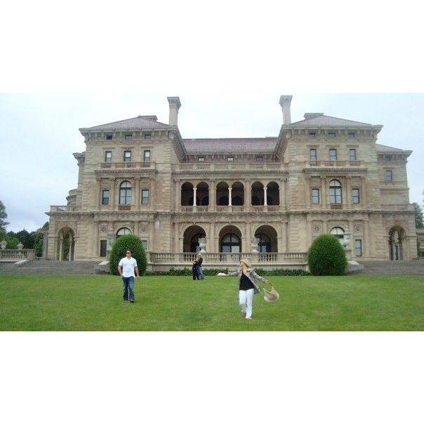 Hello, I live here!

Newport, RI 10 years before he proposed here