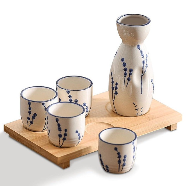 PUNNIO Ceramic Sake Set, 5pcs Japanese Saki Set with 1 Sake Carafe 4 Sake Cups, Saki Cup Set as Gift for Sake Japanese Wine/Hanzo Sake/Soju/Sake Drink/Saki Drink/Tea (Pompon)