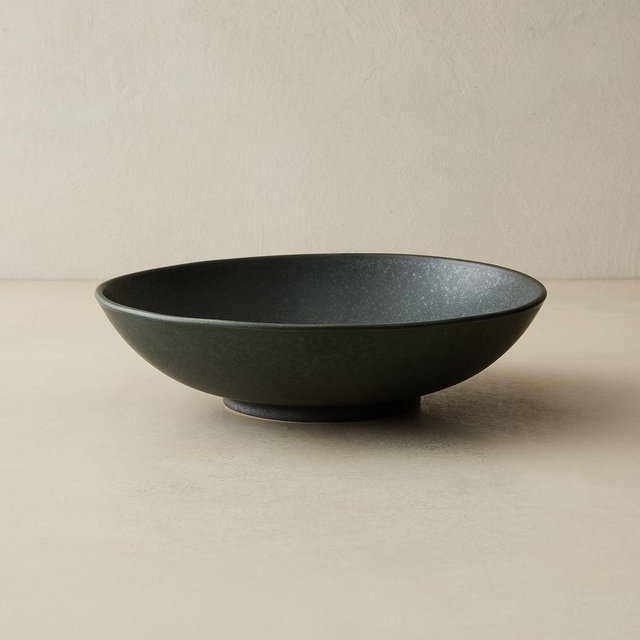 Aaron Probyn Kanto Low Serving Bowl, Black