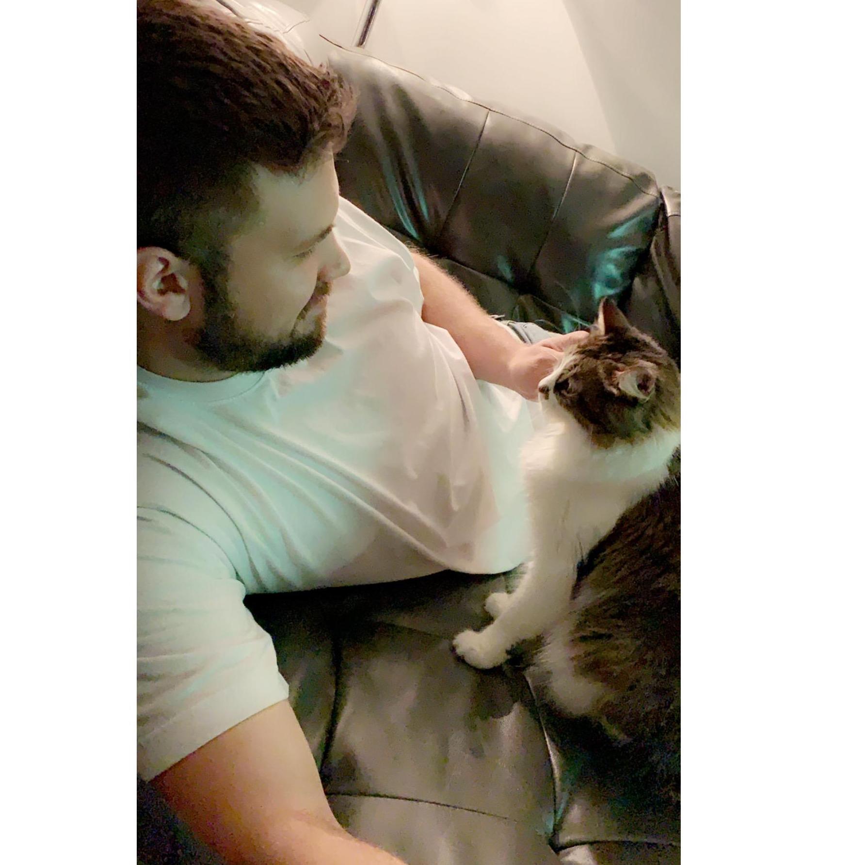 Caleb getting Coconut’s approval!!