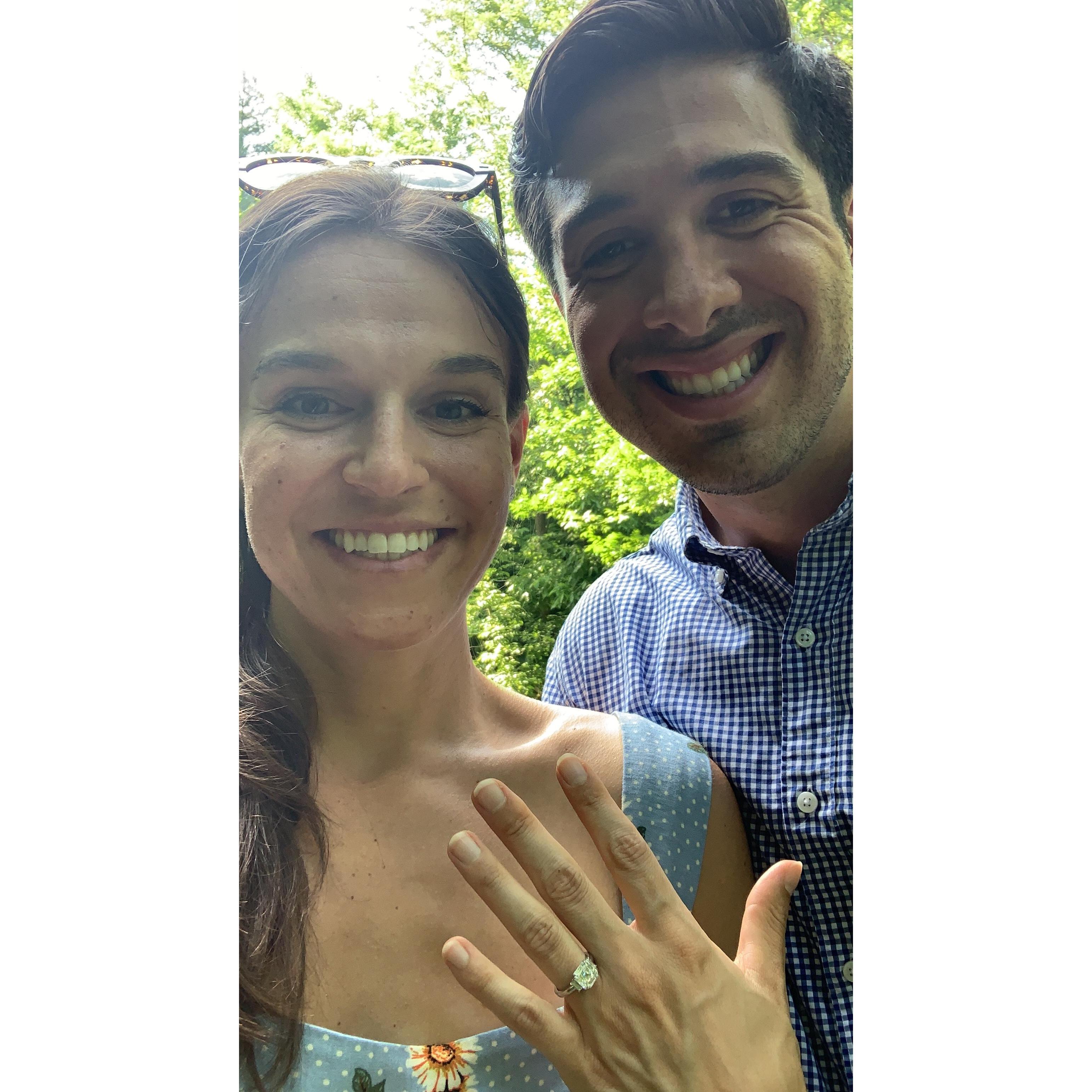 She said yes!! 💍