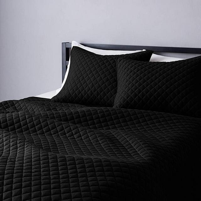Amazon Basics Cotton Jersey Quilt Set - King, Black