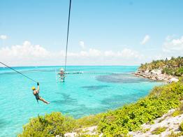 Exploring Cancun: Zip lining 🧔🏻👓👩🏽🌞