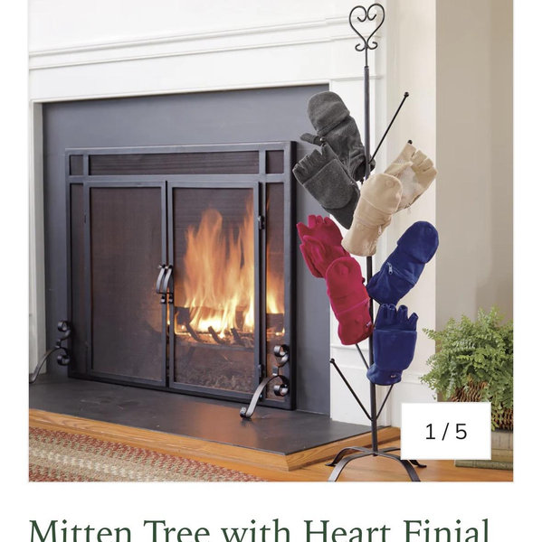 Mitten Tree with Heart Finial