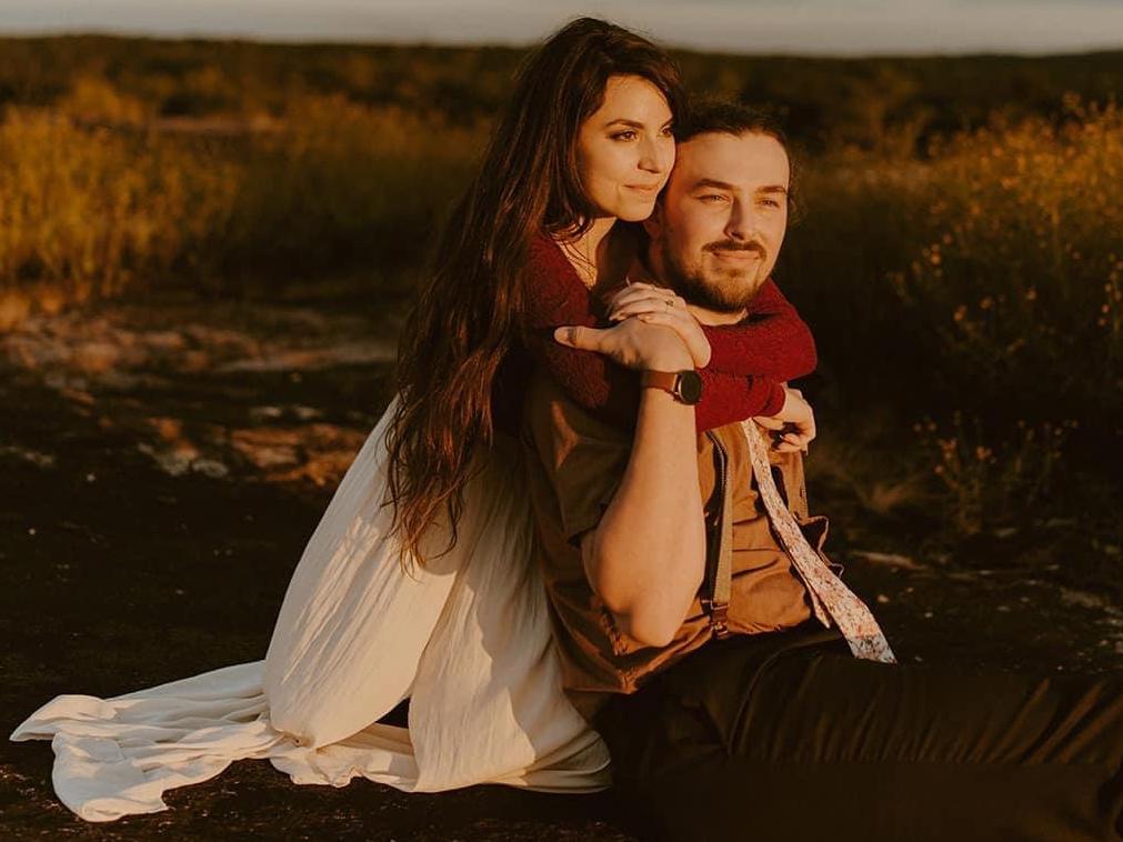 The Wedding Website of Caylin Brooke Sams and Parker Bailey Davis