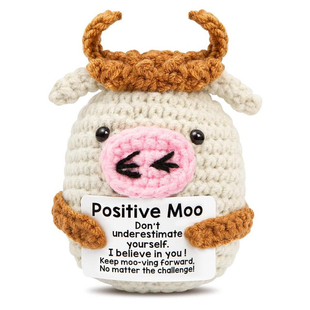 Mini Positive Crochet Cow，Cute Positive Animals with Positive Messages Funny Emotional Support Buddies Stuffed Gifts Emotional Support Stuffed Animals Handmade Crochet Cow Inspirational Doll Gift