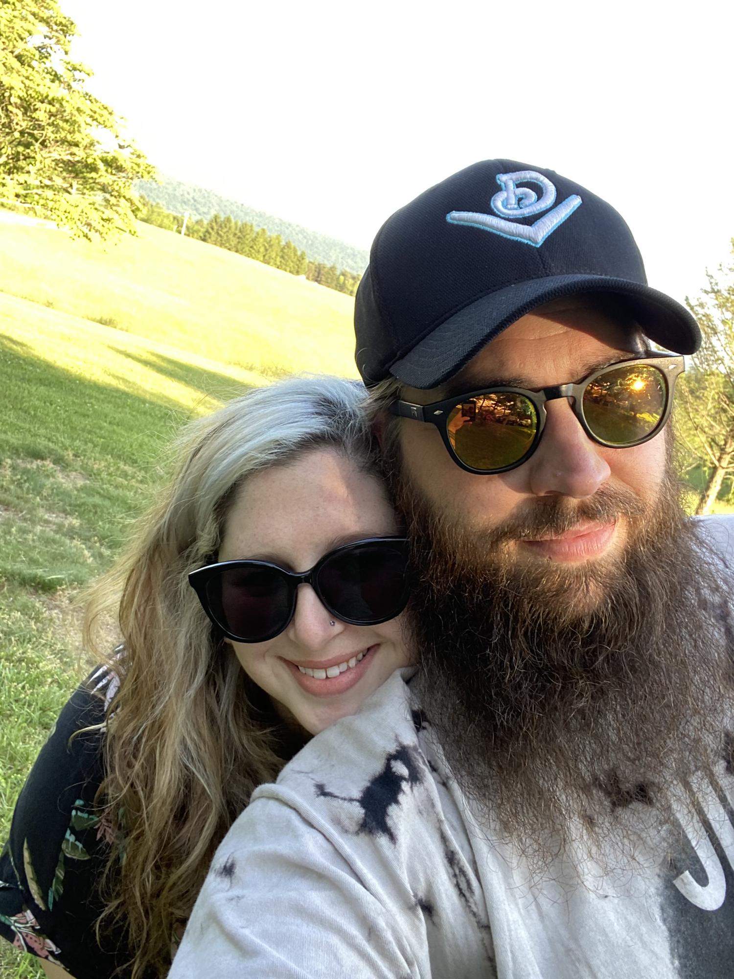 Jared and Laura in the country 🌅