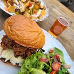 Beer Mule Bottle Shop + Pour House