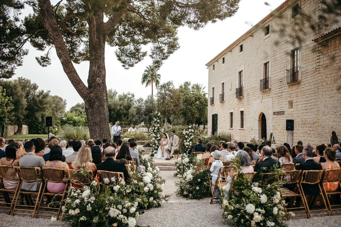 The Wedding Website of Paul Krasilnick and Ali Merry