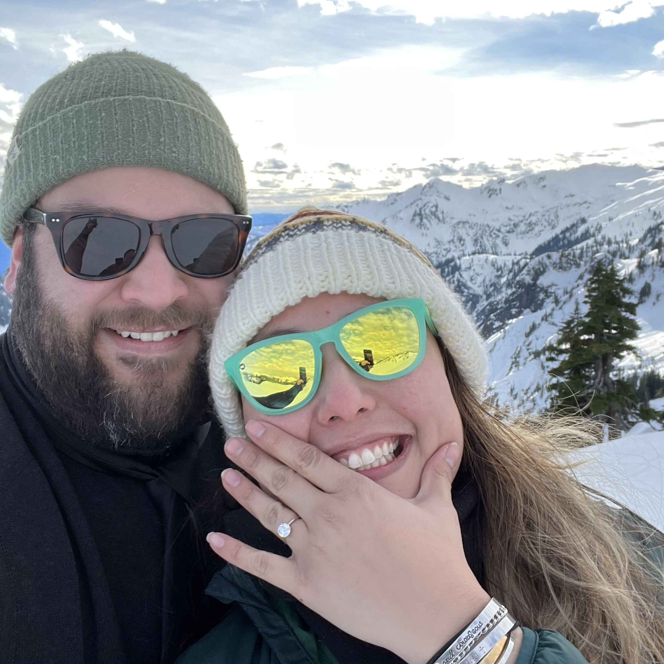 The most perfect engagement at Artist's Point- Mount Baker