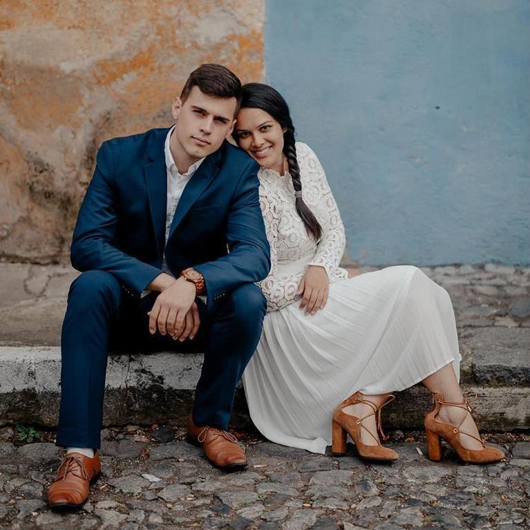 Engagement pictures in Antigua, Guatemala