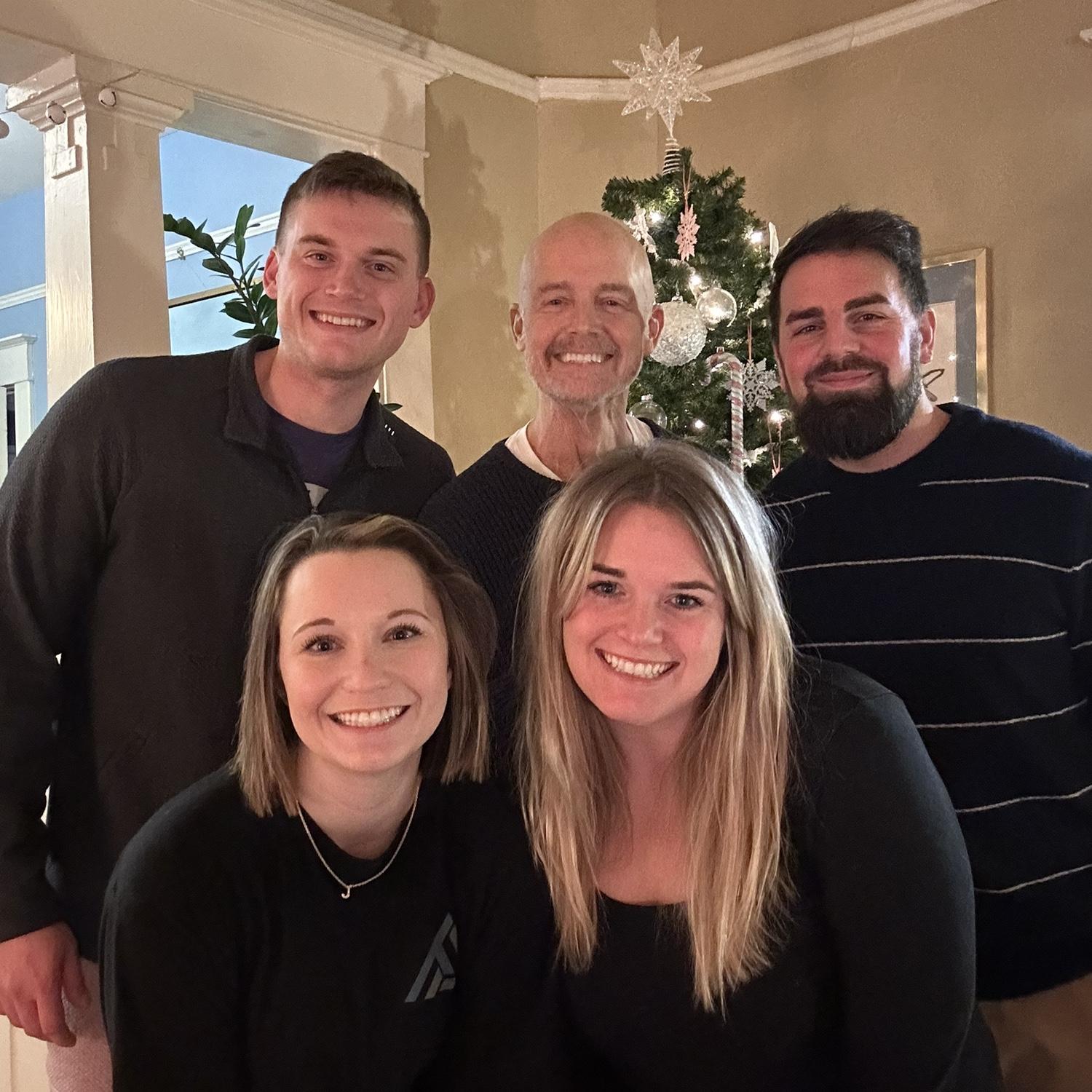 Family Christmas picture 2023
