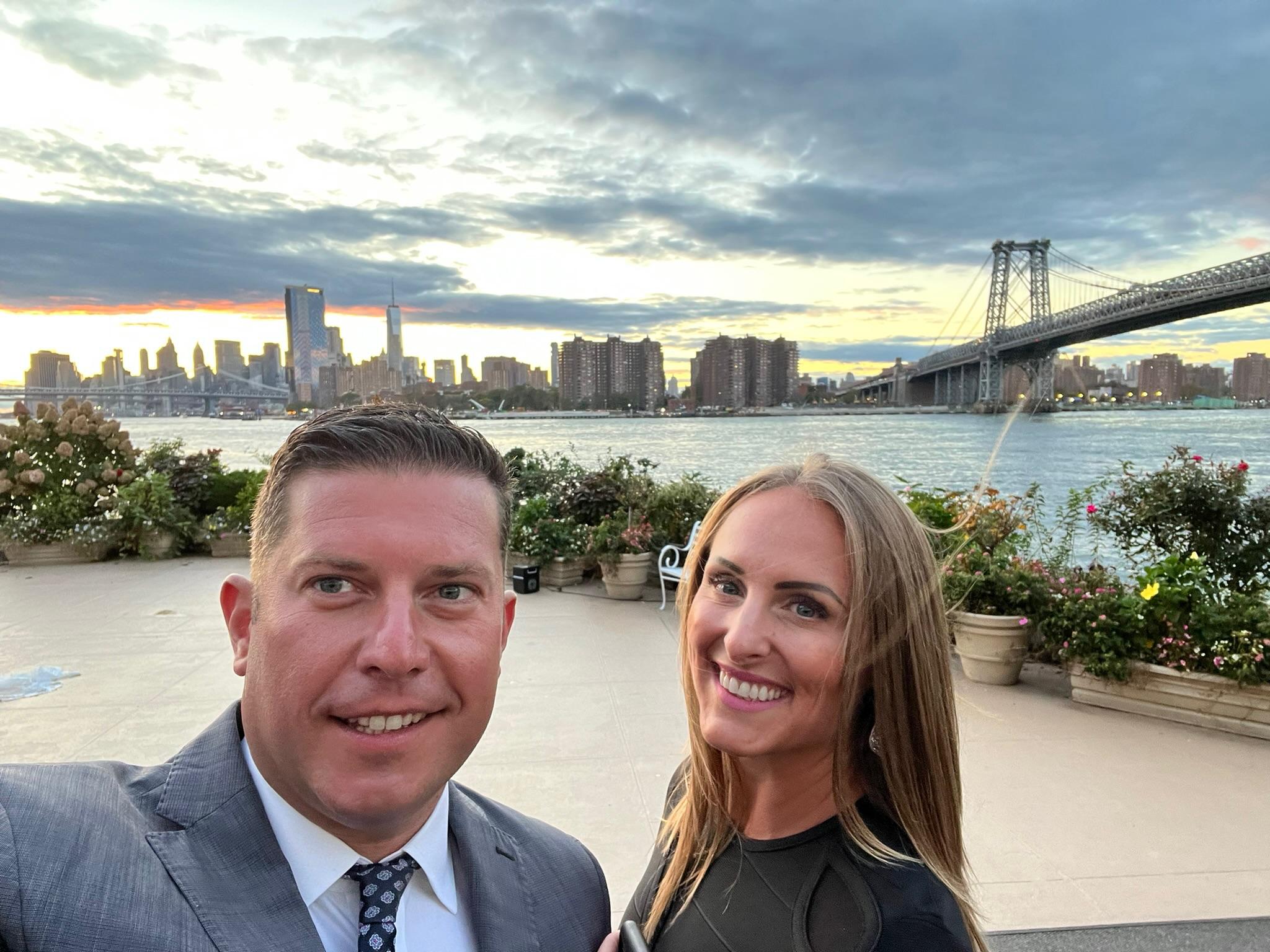 The Wedding Website of Daniel Todorovich and Laura Dunham