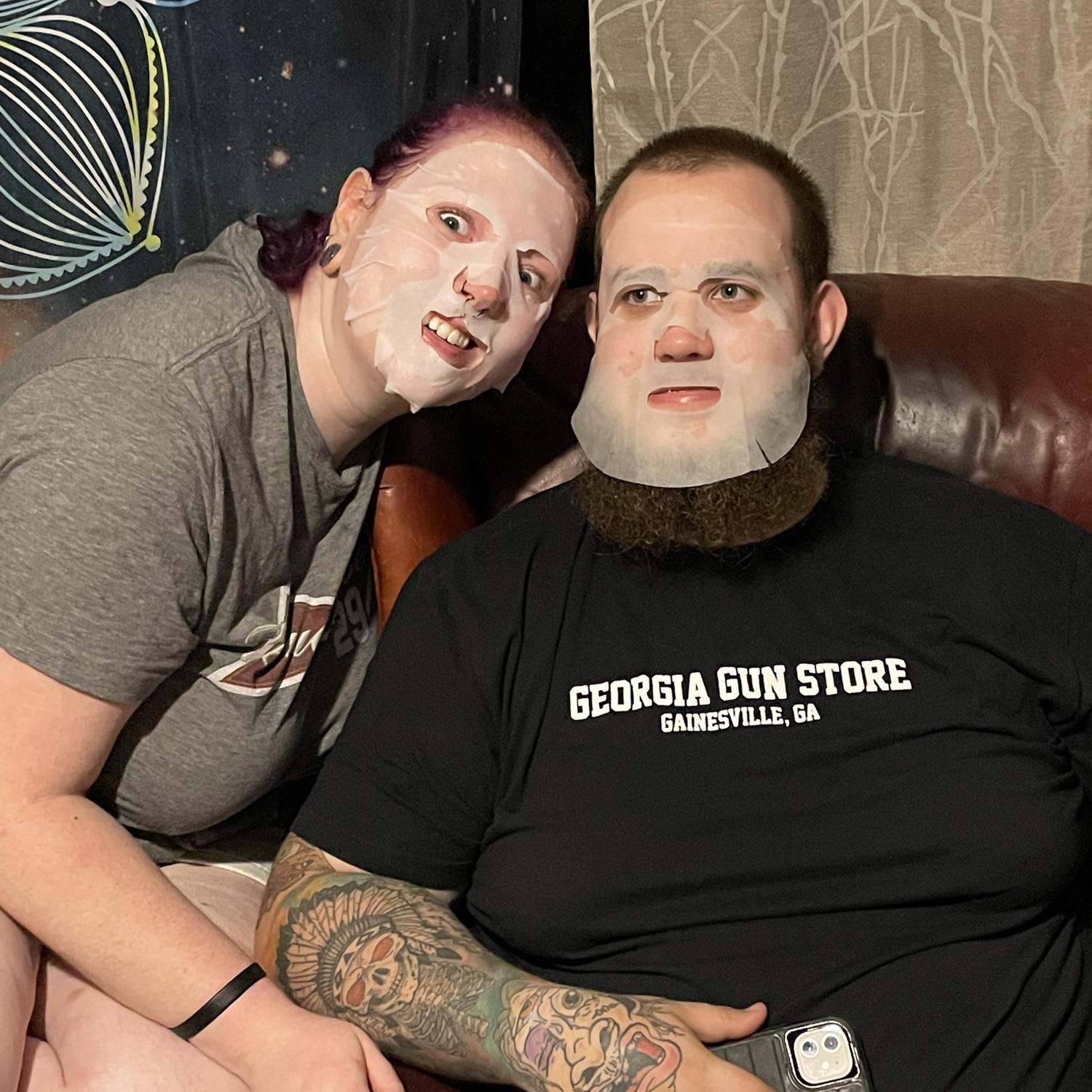 First facial masks together 💅🏻😌