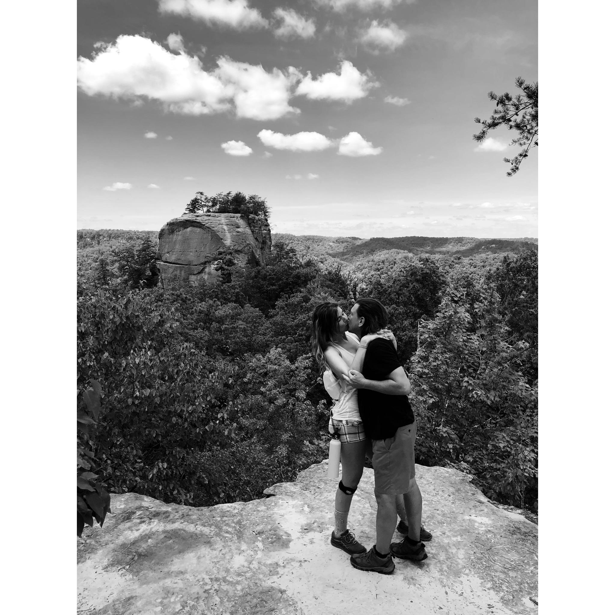 hiking in red river gorge, KY