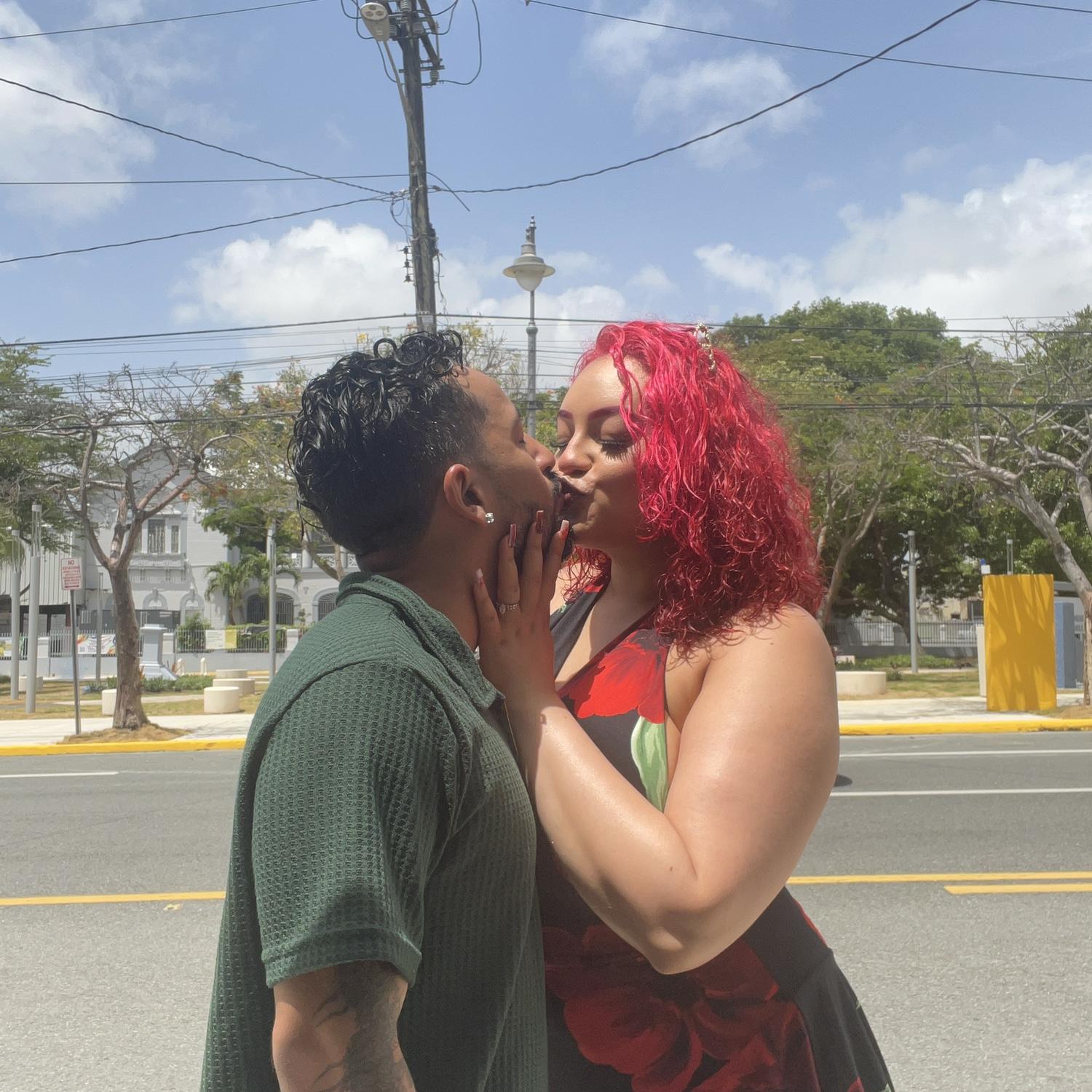 Mom and dad 🌺🇵🇷