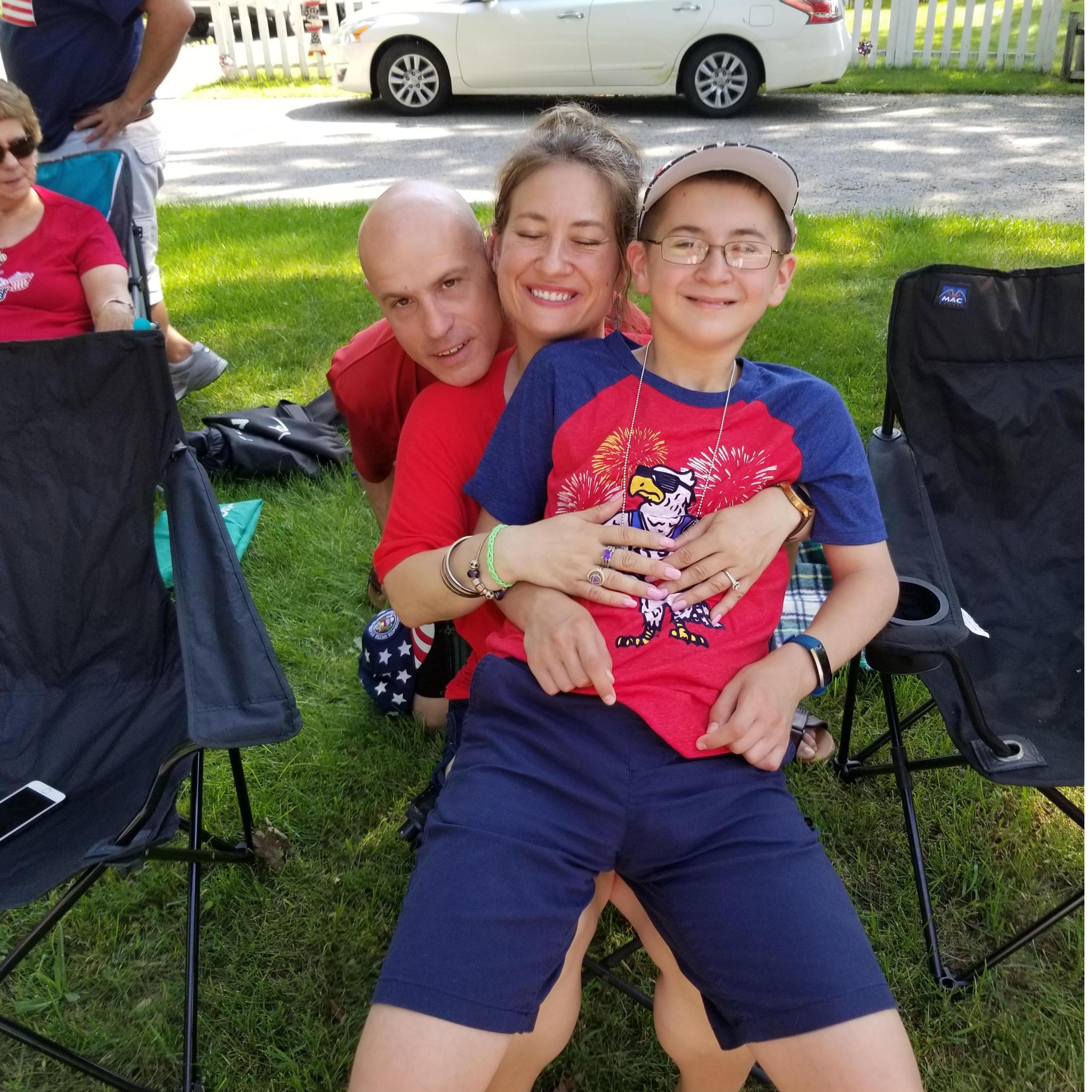 The 3 of us at the annual Long Beach 4th of July  parade!!!