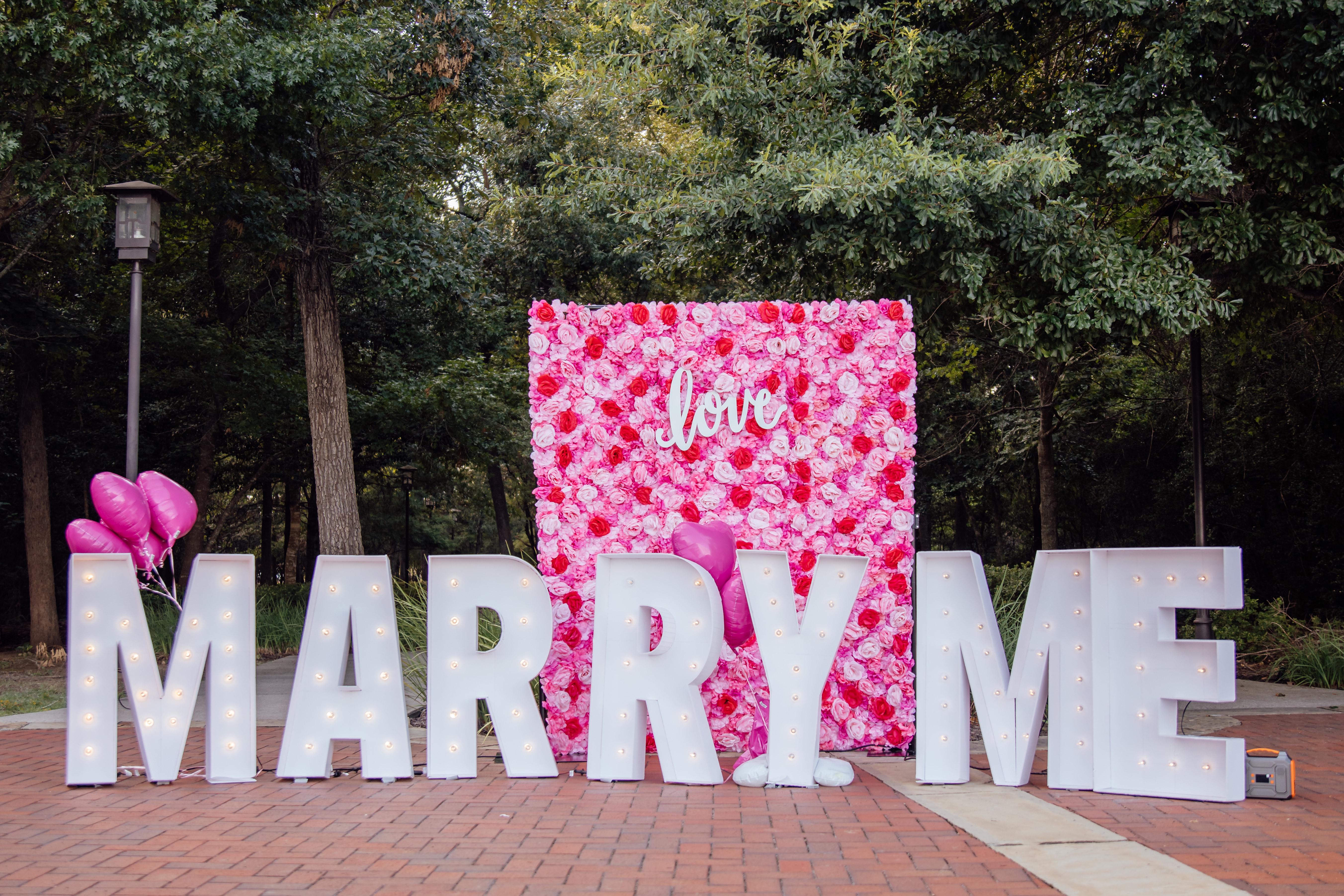 The Wedding Website of Angie Quiroz and James Hilton Jr.