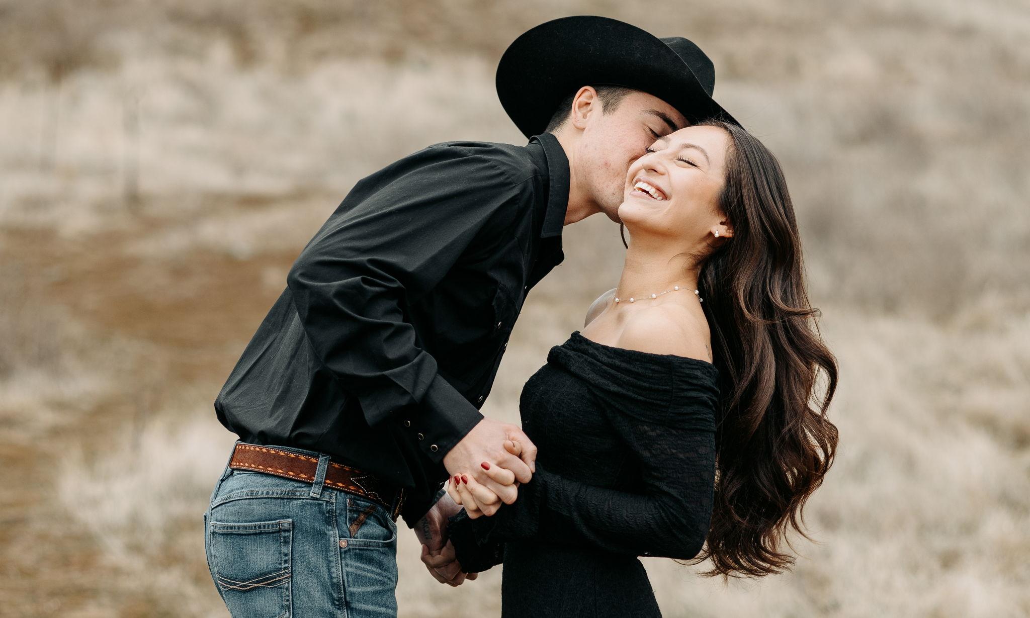 The Wedding Website of Janeth Beltrán Apodaca and Brody Dewey