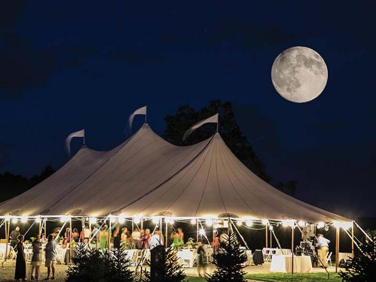 The Wedding Website of Jodi Wallace and Bill Hanrahan