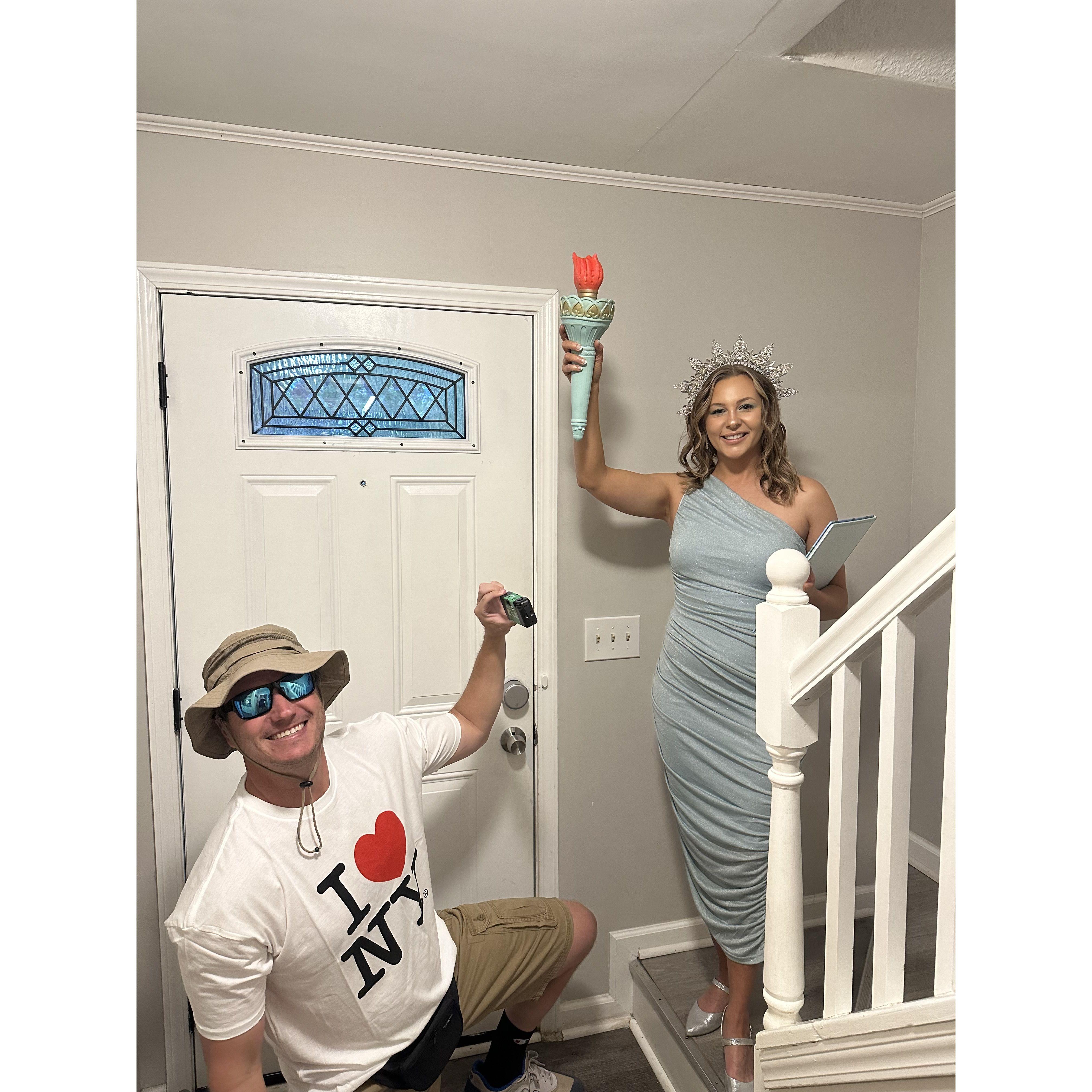 Their first couples halloween costume