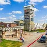 Houston Premium Outlets