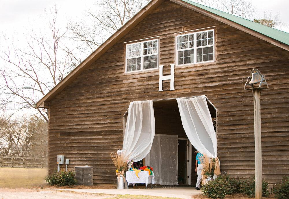 The Wedding Website of Kendra Mills and La'Davian Climons