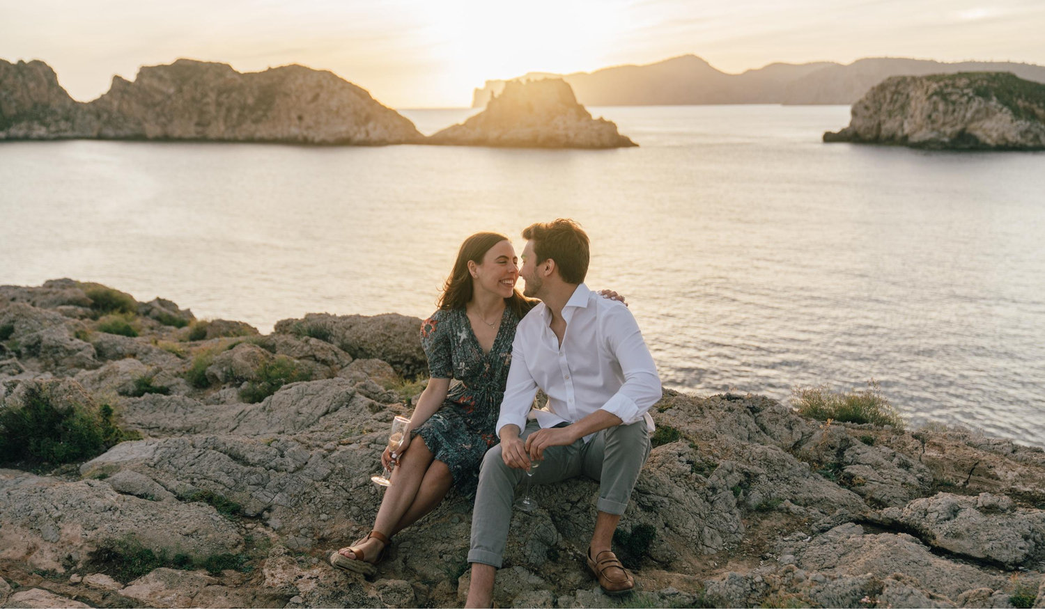 The Wedding Website of Caroline Okel and Harry Drahzal