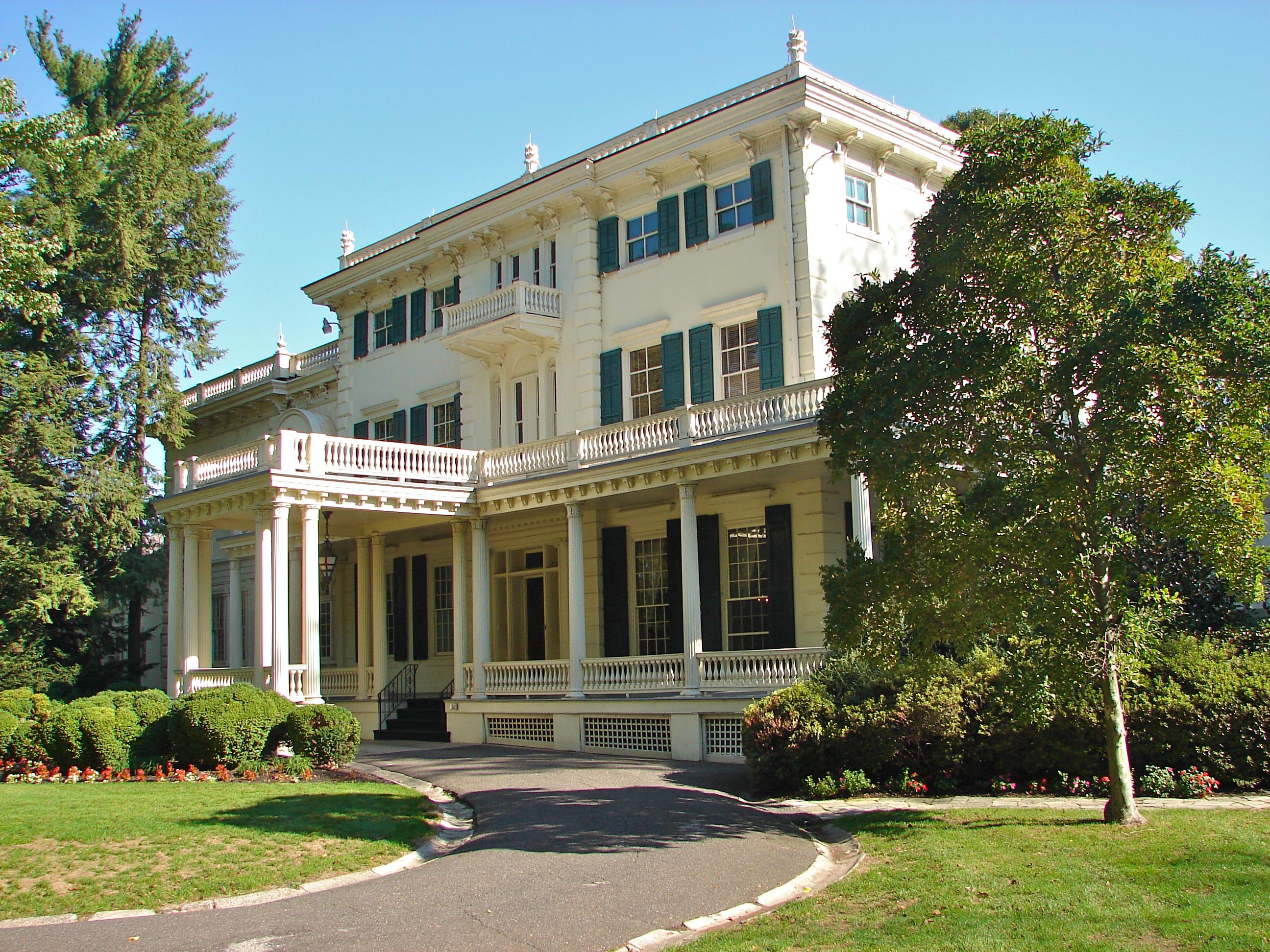 The Wedding Website of Michelle Waters and Leo Donohue