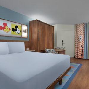 Honeymoon: Hotel 😴 🥱
