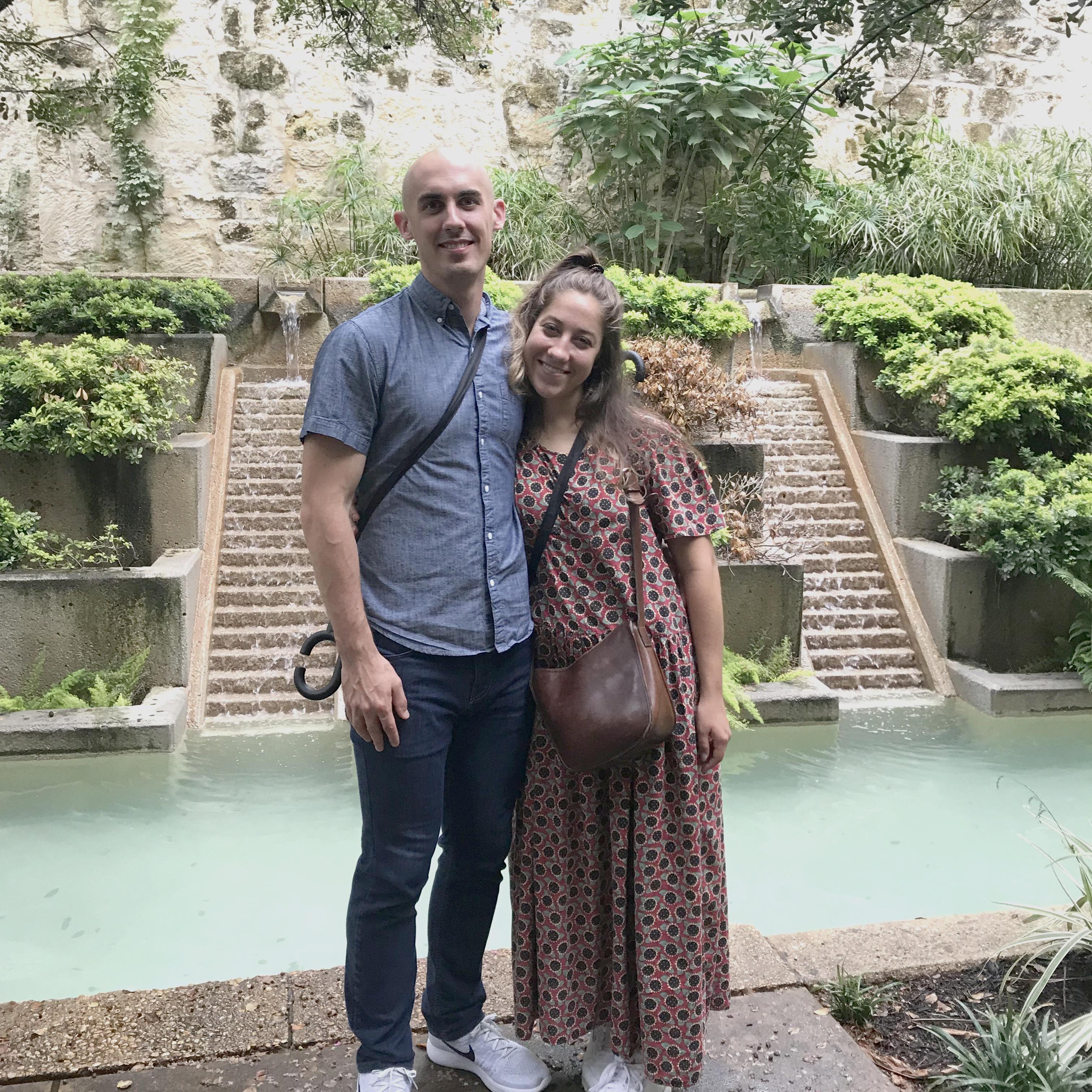 Callie giving Rob a San Antonio tour! Where better than the river walk! Rob decided to go for a swim in the river. Callie had to explain how dirty the water actually was.
