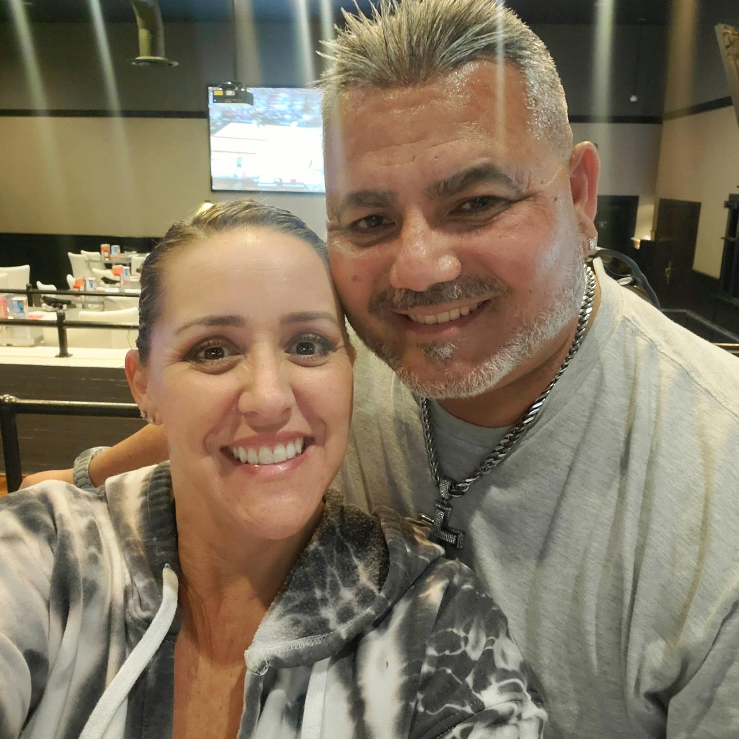 Dont we look cute! Happy couple