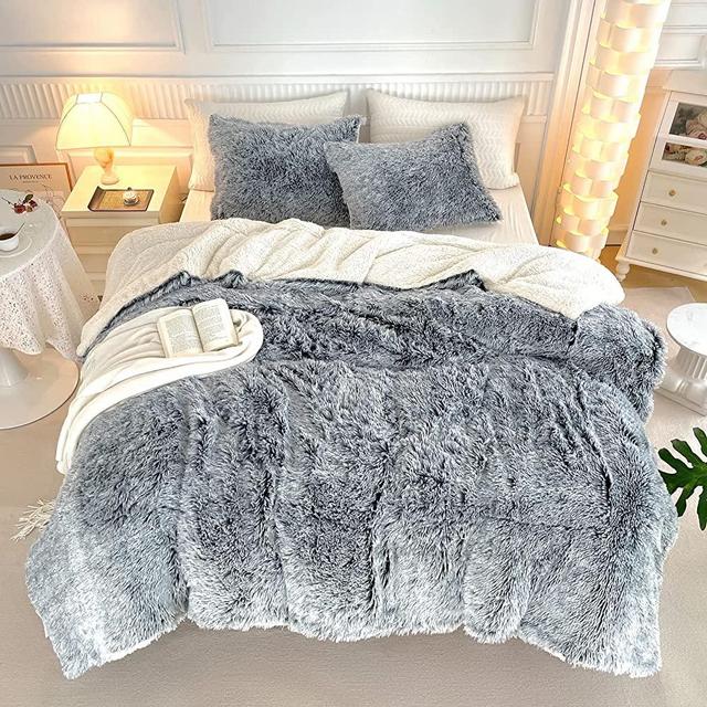 Shaggy Comforter Set Queen Size 3 Pieces Winter Faux Fur Comforter Set with 2 Pillowcases Ultra Soft and Easy Care Luxury Plush Warm Super Fleece Sherpa Bedding Set White with Dark Gray