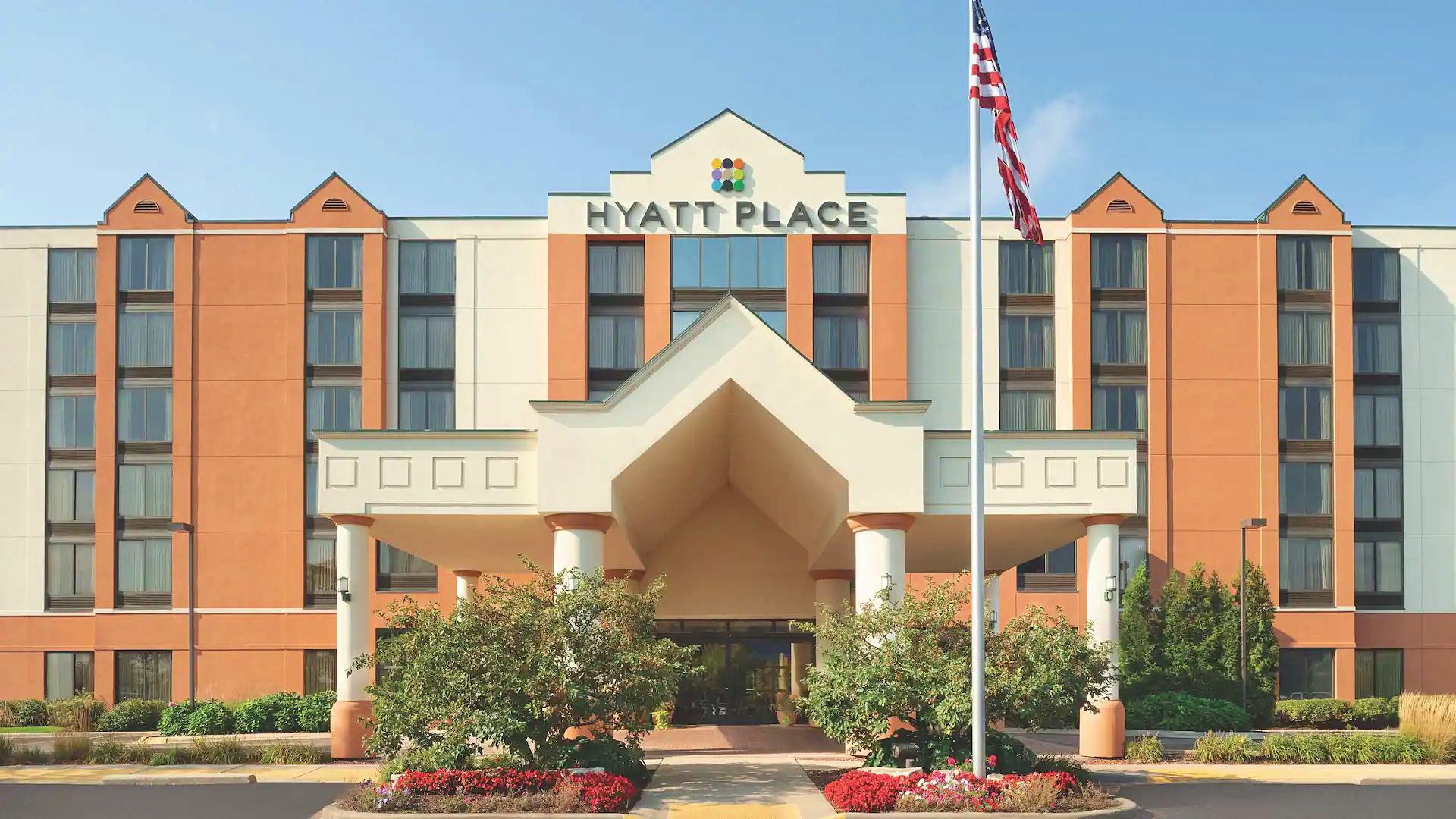 The Wedding Website of Alicia Wright and Dayun Robertson