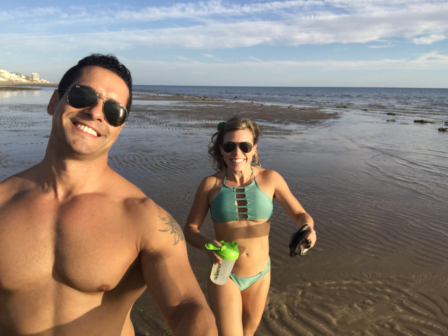 The Wedding Website of Gina Klingelhoets and Ricardo Padilla