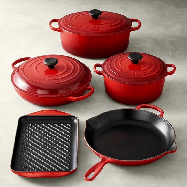 Le Creuset Signature Enameled Cast Iron 8-Piece Cookware Set, Red