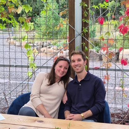 After moving back to Illinois, Maddie and Ian began to settle in and started planning their wedding!