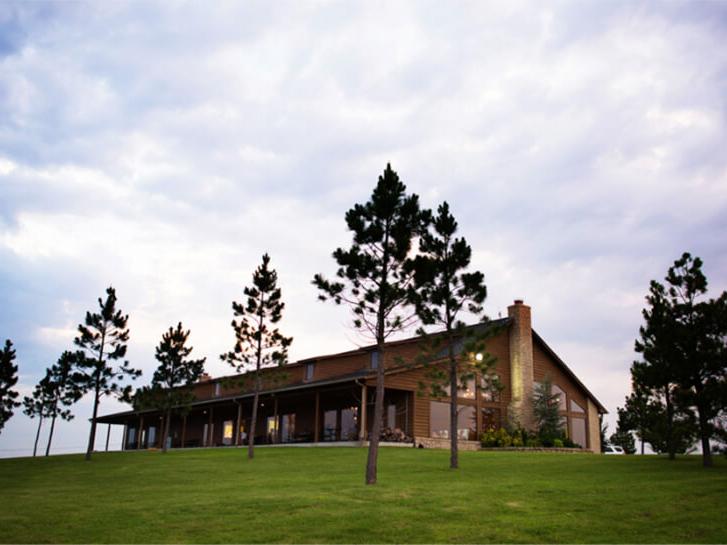 The Wedding Website of Lily Burkett and Colton Speer