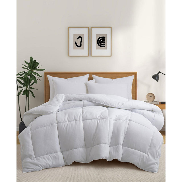 UNIKOME Cozy All Season Down Alternative Comforter, King