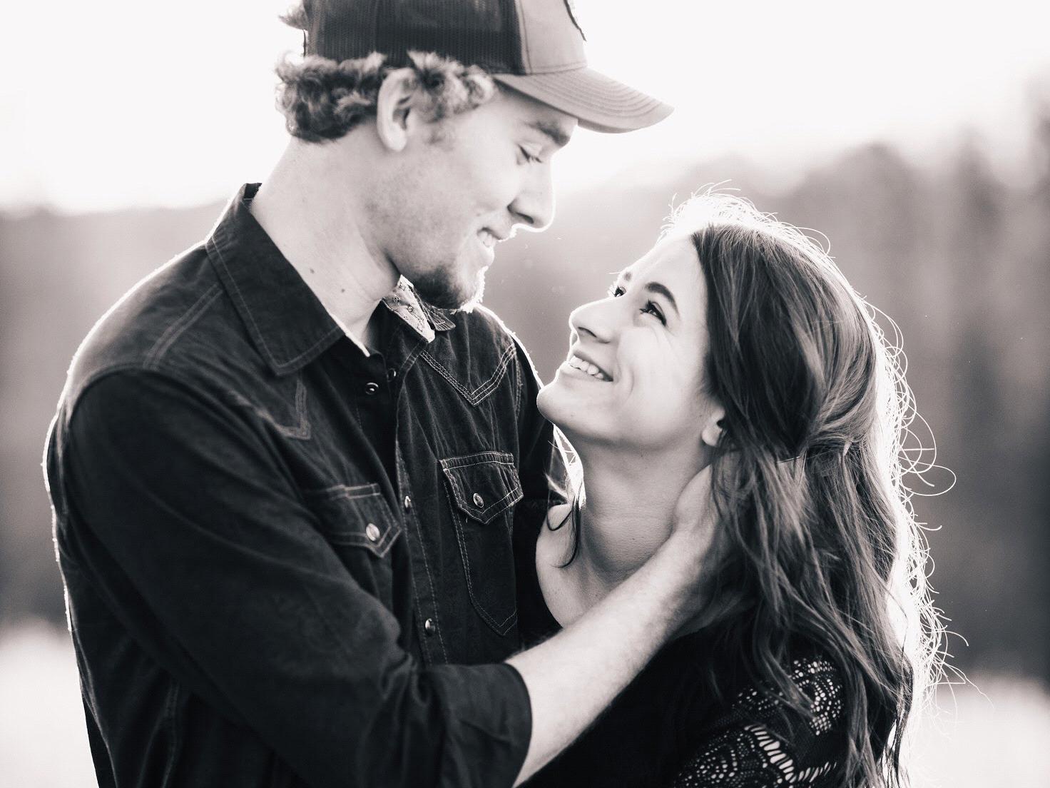 The Wedding Website of Shelby Knecht and Jake Eagan