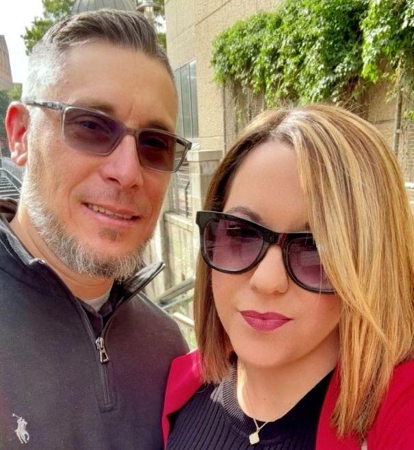 The Wedding Website of Jennifer Haas and Kevin Parro