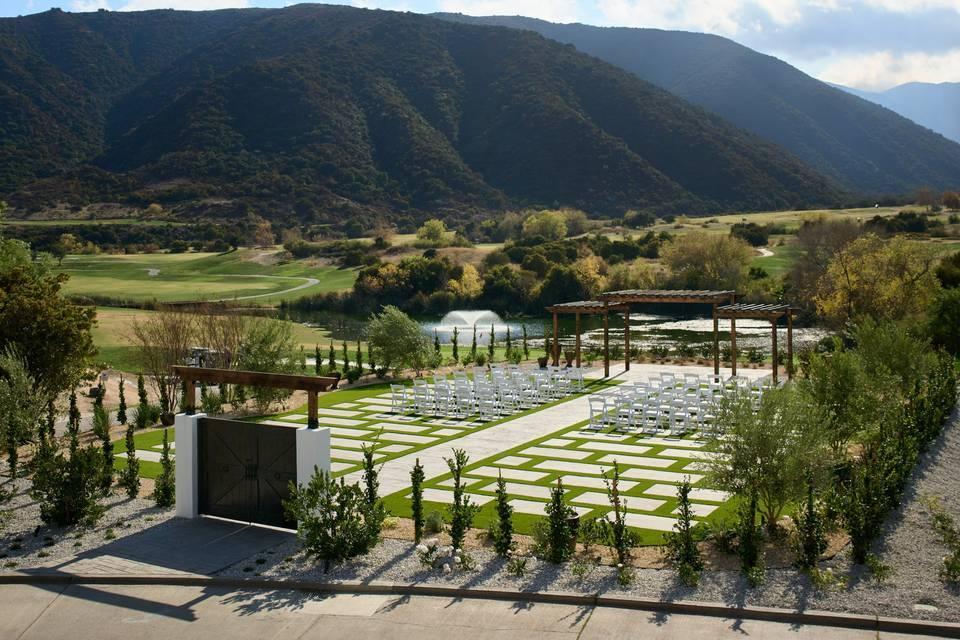 The Wedding Website of Naarah List and Raj Jhobalia