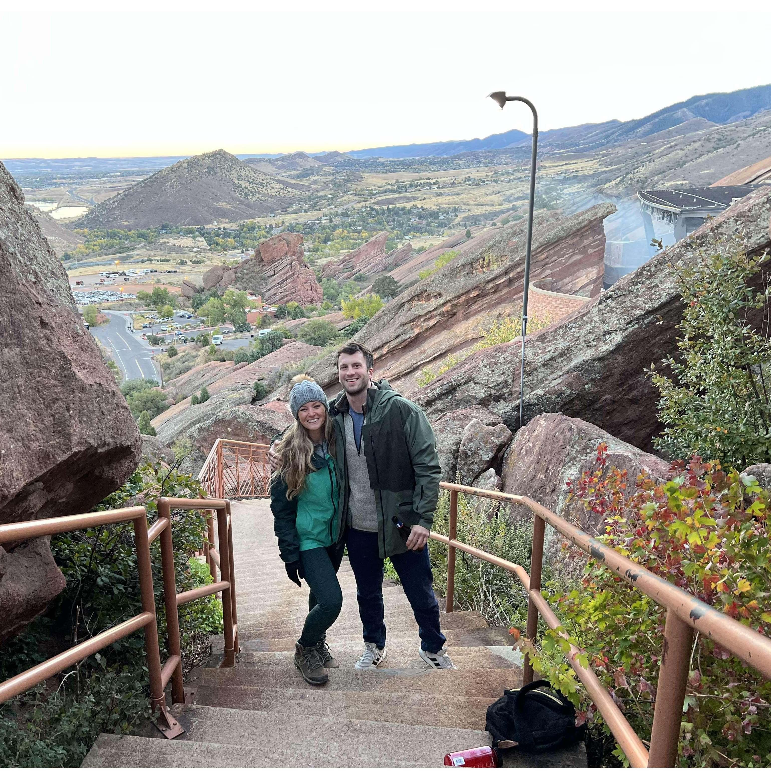 Jen & Alex do a concert at Red Rocks