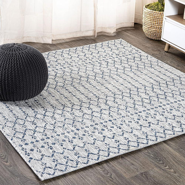 JONATHAN Y SMB108A-5SQ Ourika Moroccan Geometric Textured Weave Indoor Outdoor Area Rug, Bohemian, Rustic, Scandinavian Easy Clean,Bedroom,Kitchen,Backyard,Patio, Non-Shed, Light Gray/Navy, 5' Square