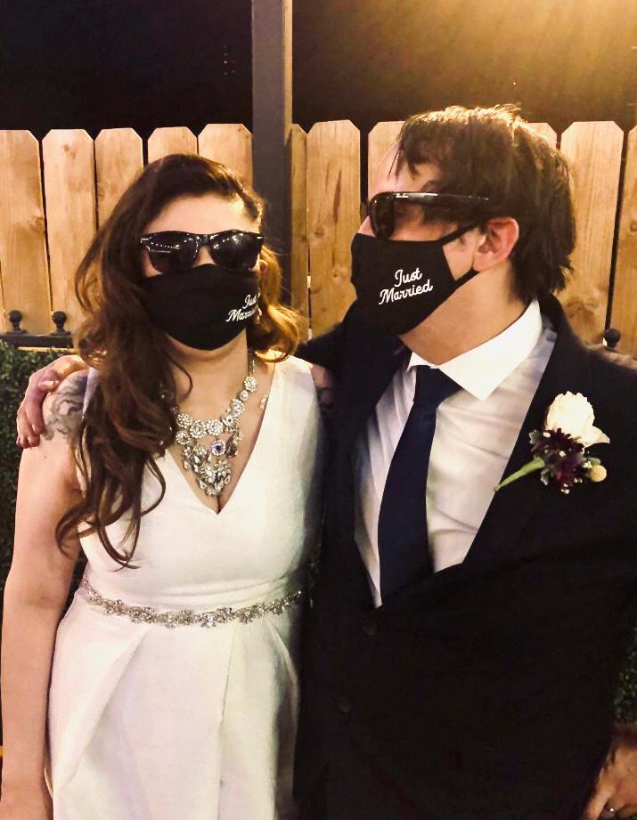 Just married!! 😵