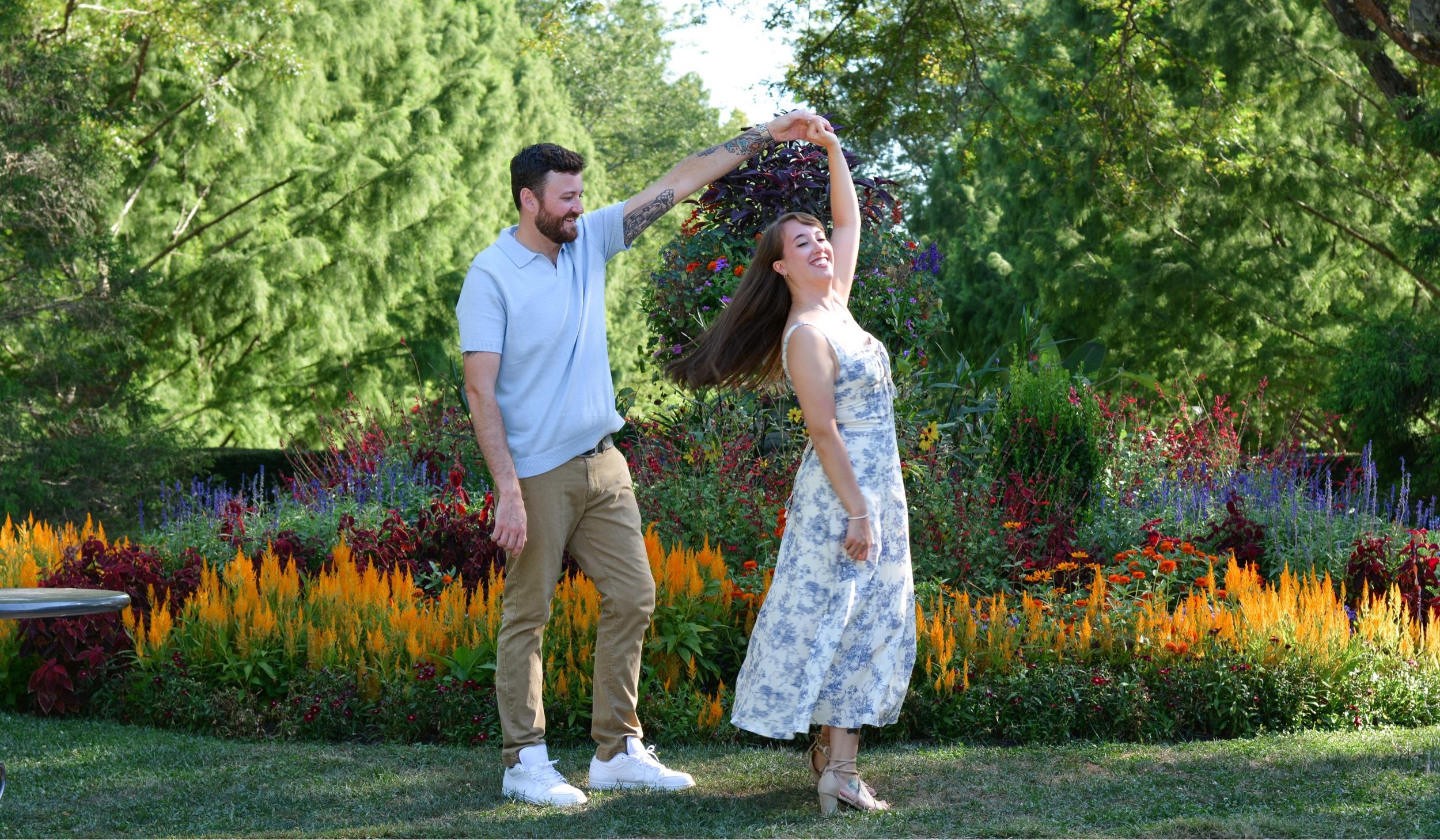 The Wedding Website of Ellyn Wong and Alex Brown
