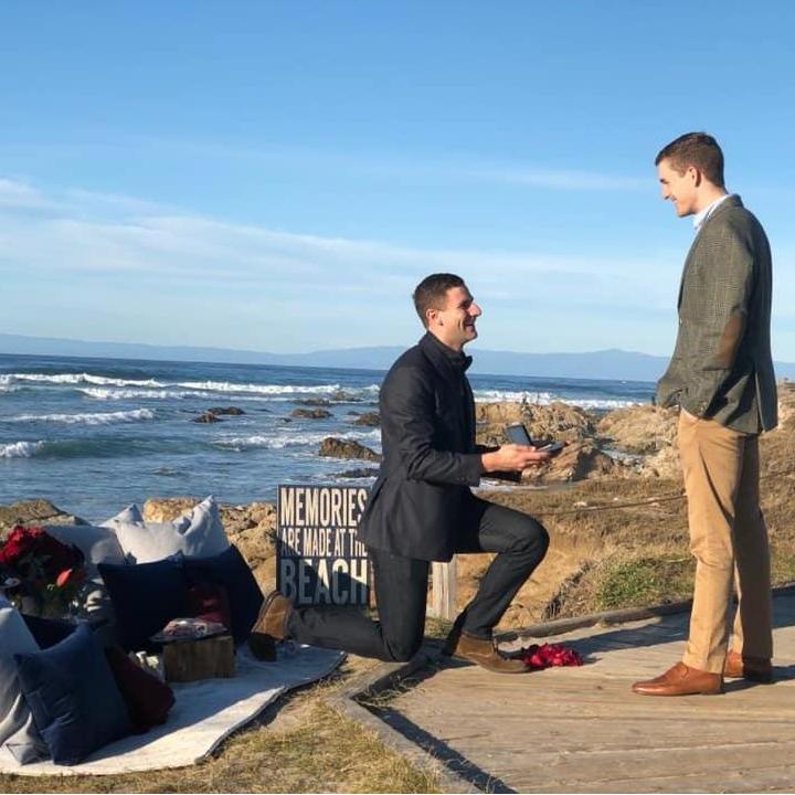 He said yes! David proposed to Kyle on December 29th, 2018 at the Inn at Spanish Bay