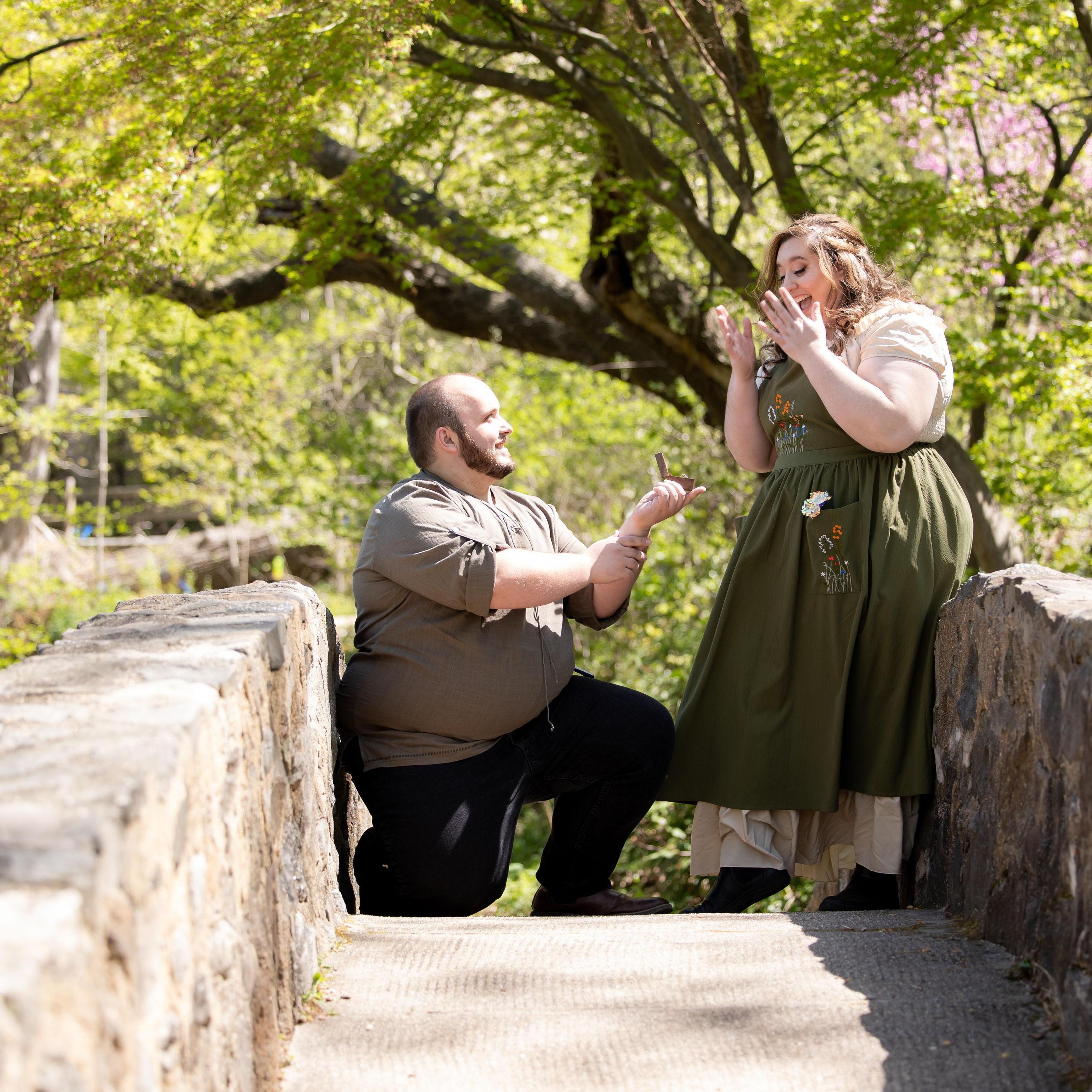 Sometimes the engagement shoot is so magical… he proposes all over again! 💍✨📸