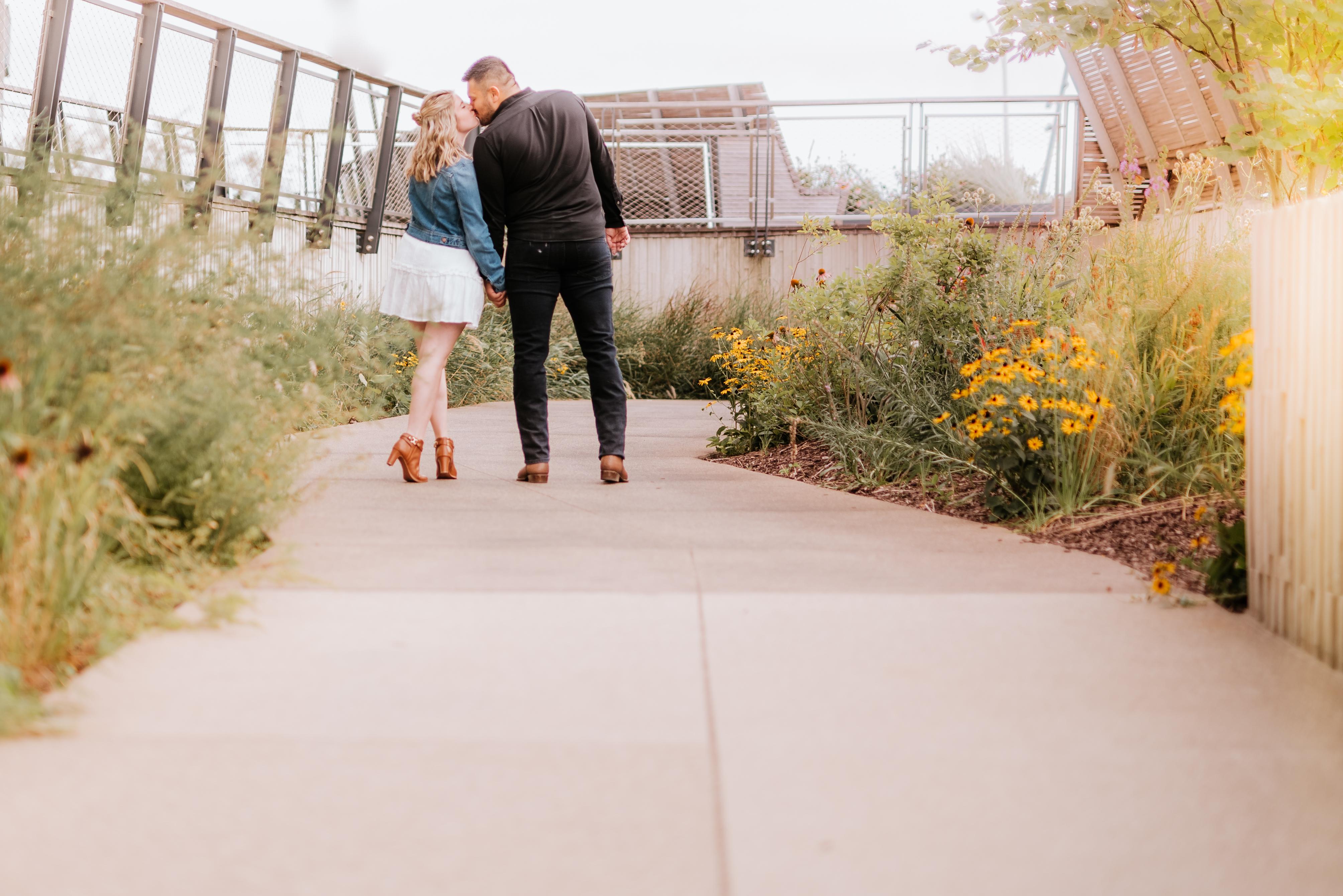 The Wedding Website of Alejandro Rojas and Katie McKinney